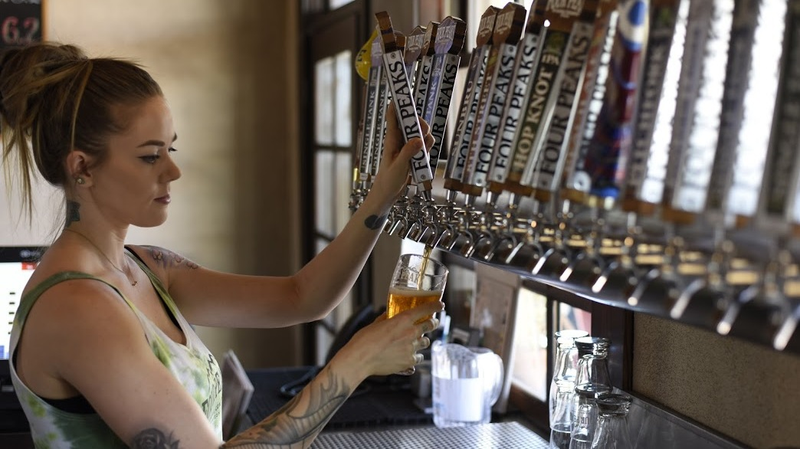 Illustration for article titled Anheuser-Busch's new initiative: Improving diversity in beer stock photos